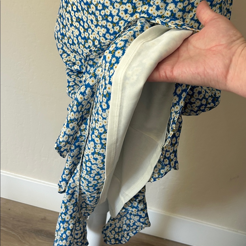 Lulus Darling Daisies Blue Floral Print Midi Dress - Size M - Picture 11 of 11